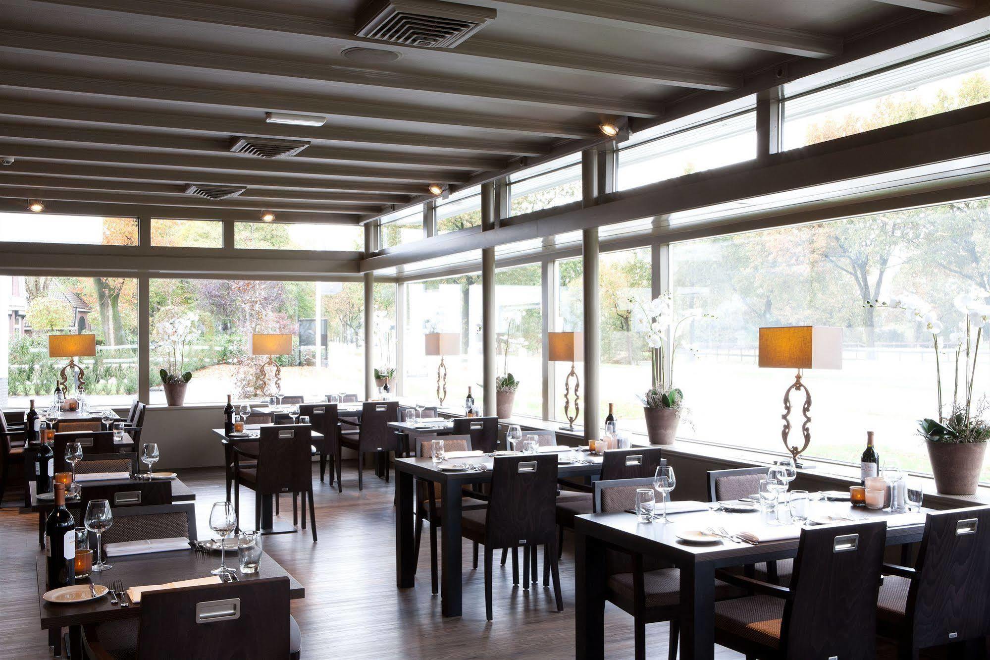 Fletcher Hotel-Restaurant Het Witte Huis Soest Exteriör bild