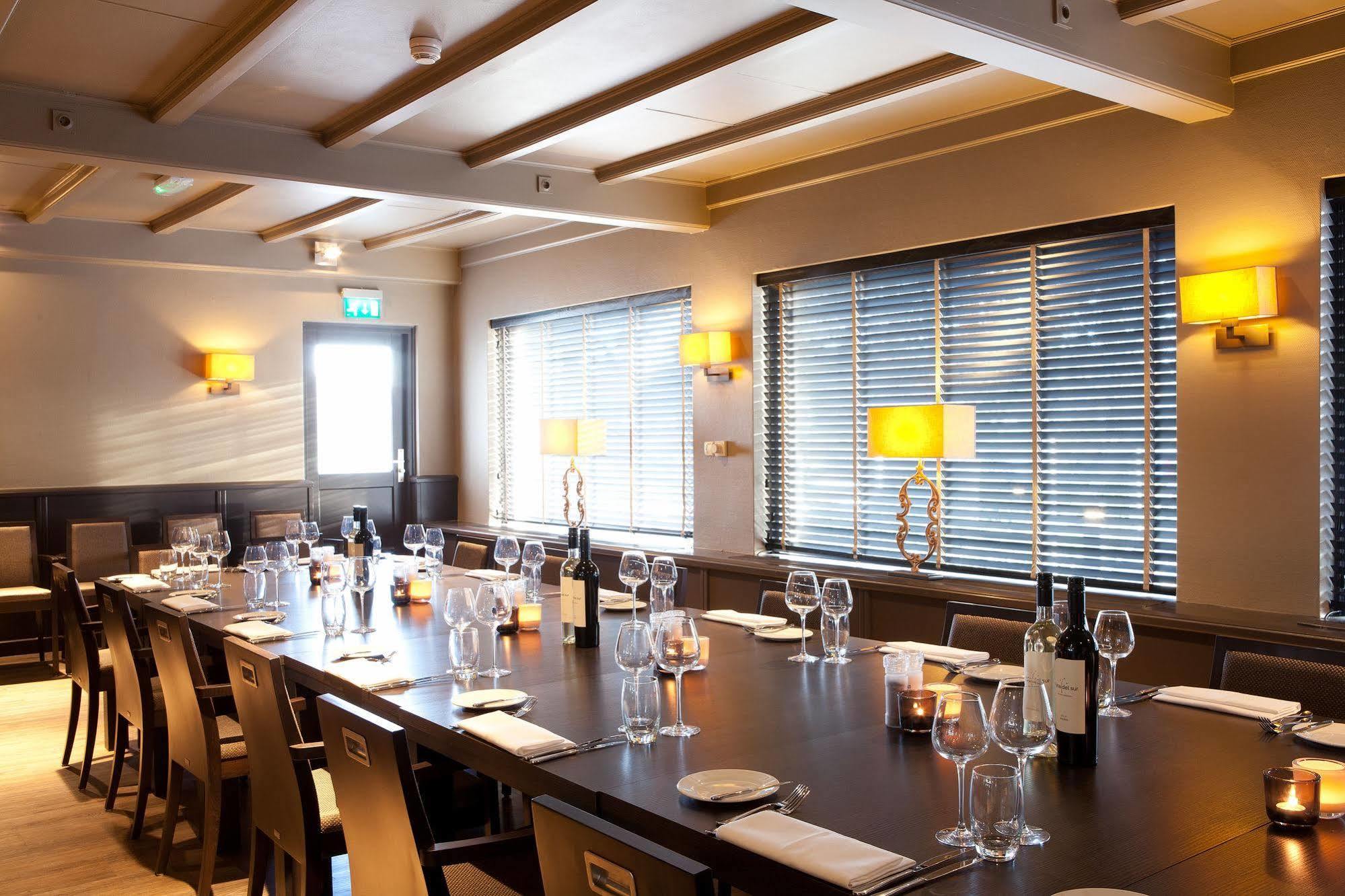 Fletcher Hotel-Restaurant Het Witte Huis Soest Exteriör bild